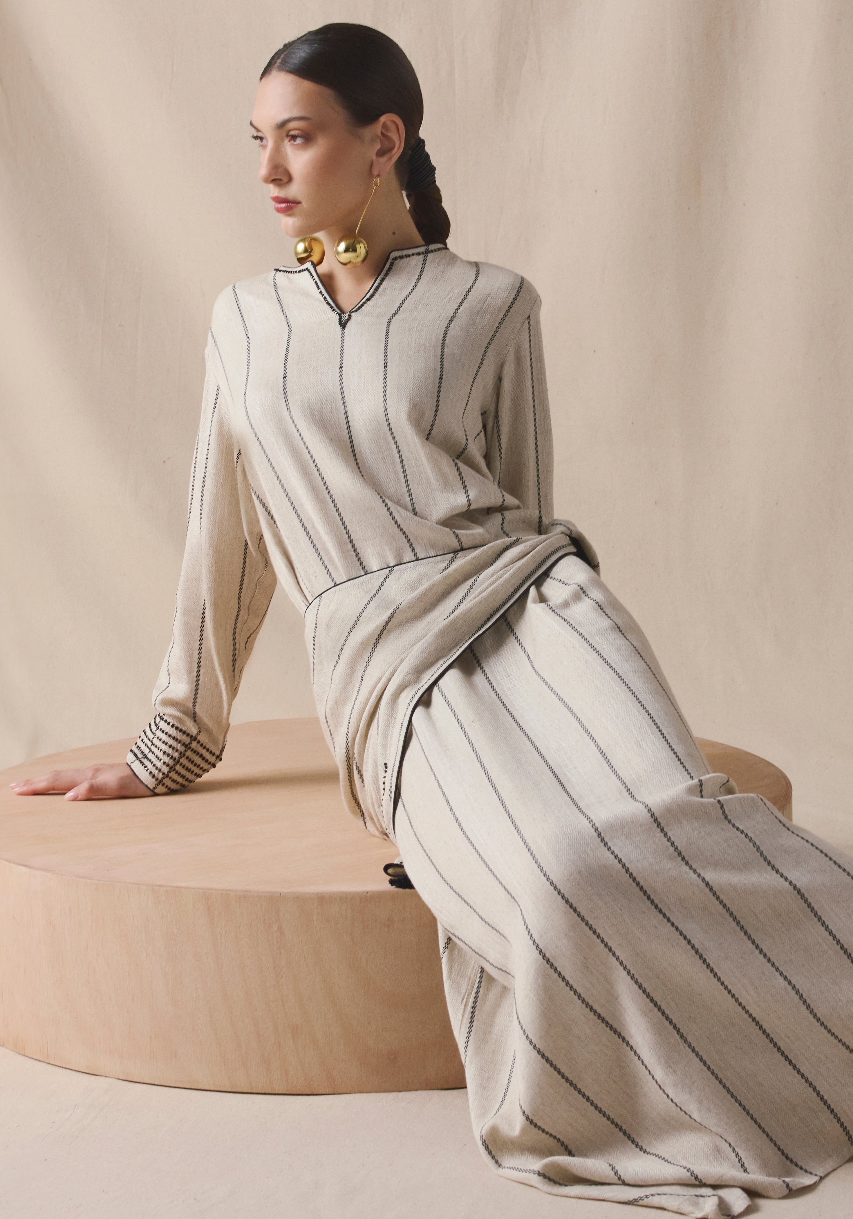 Striped Kaftan with bandana in black details