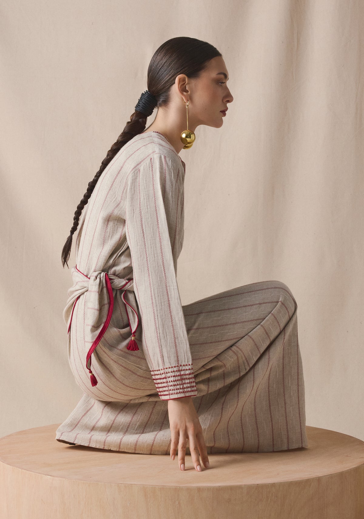Striped Kaftan with Bandana in red details