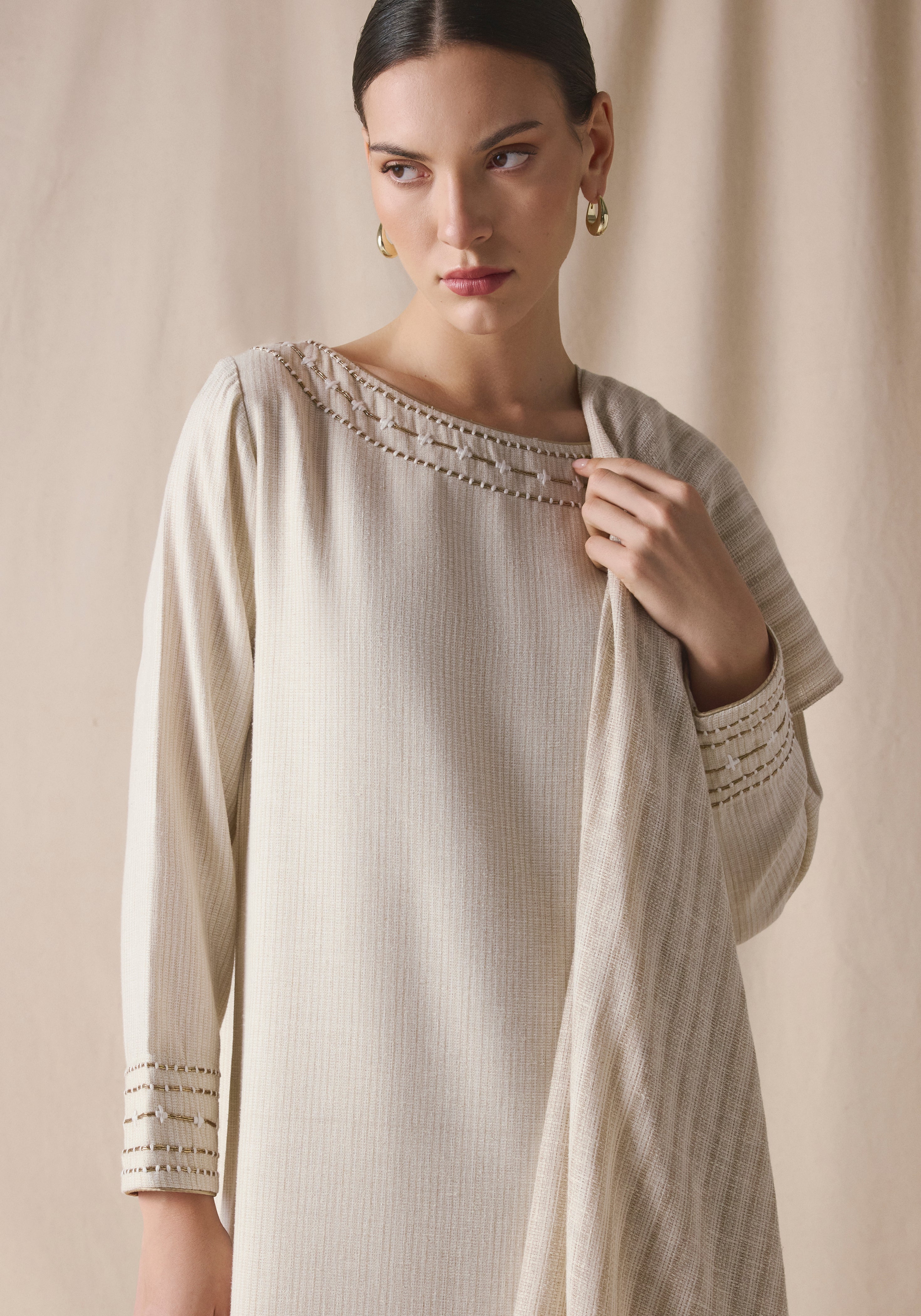 Stone white Kaftan with Shawl