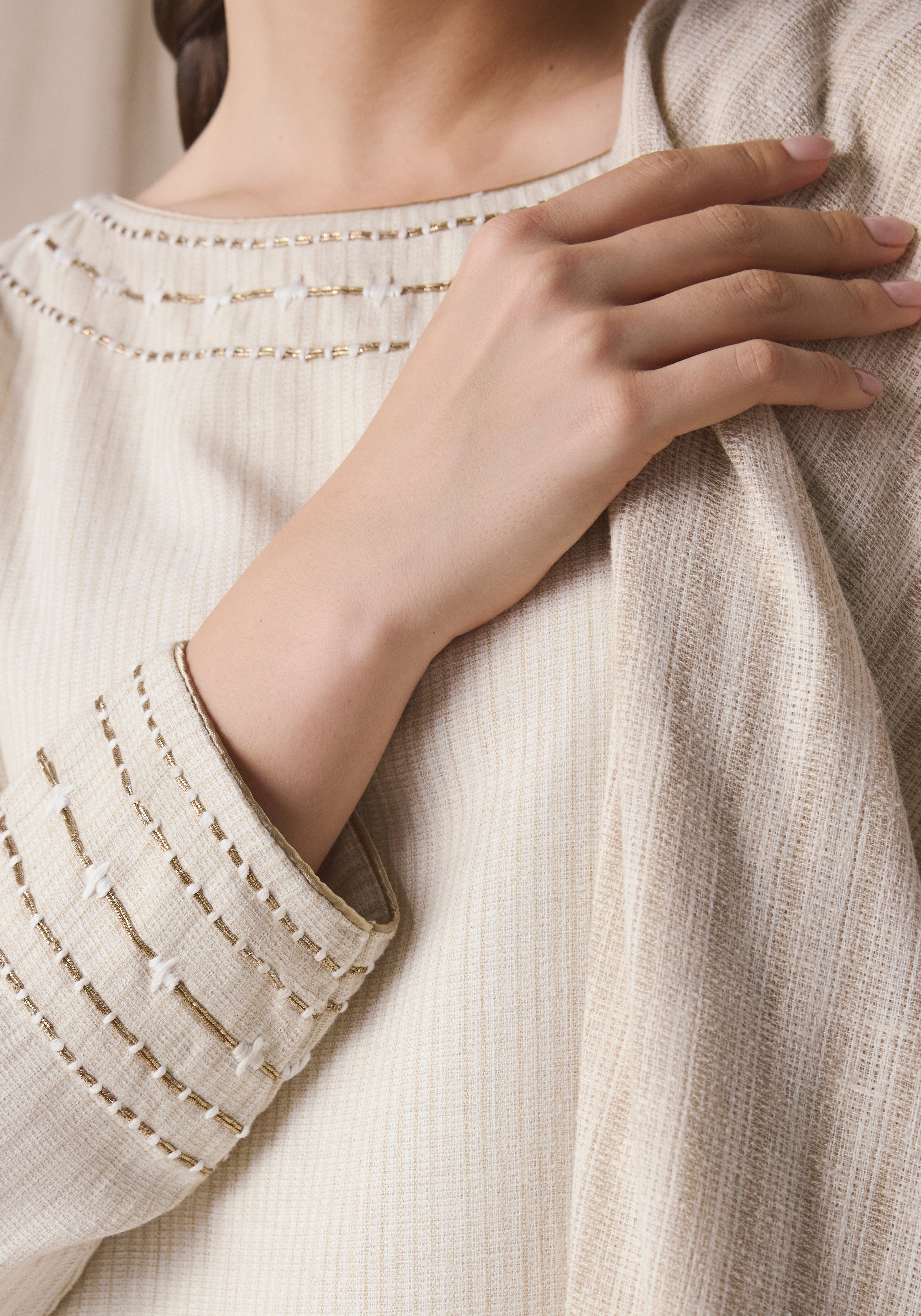 Stone white Kaftan with Shawl