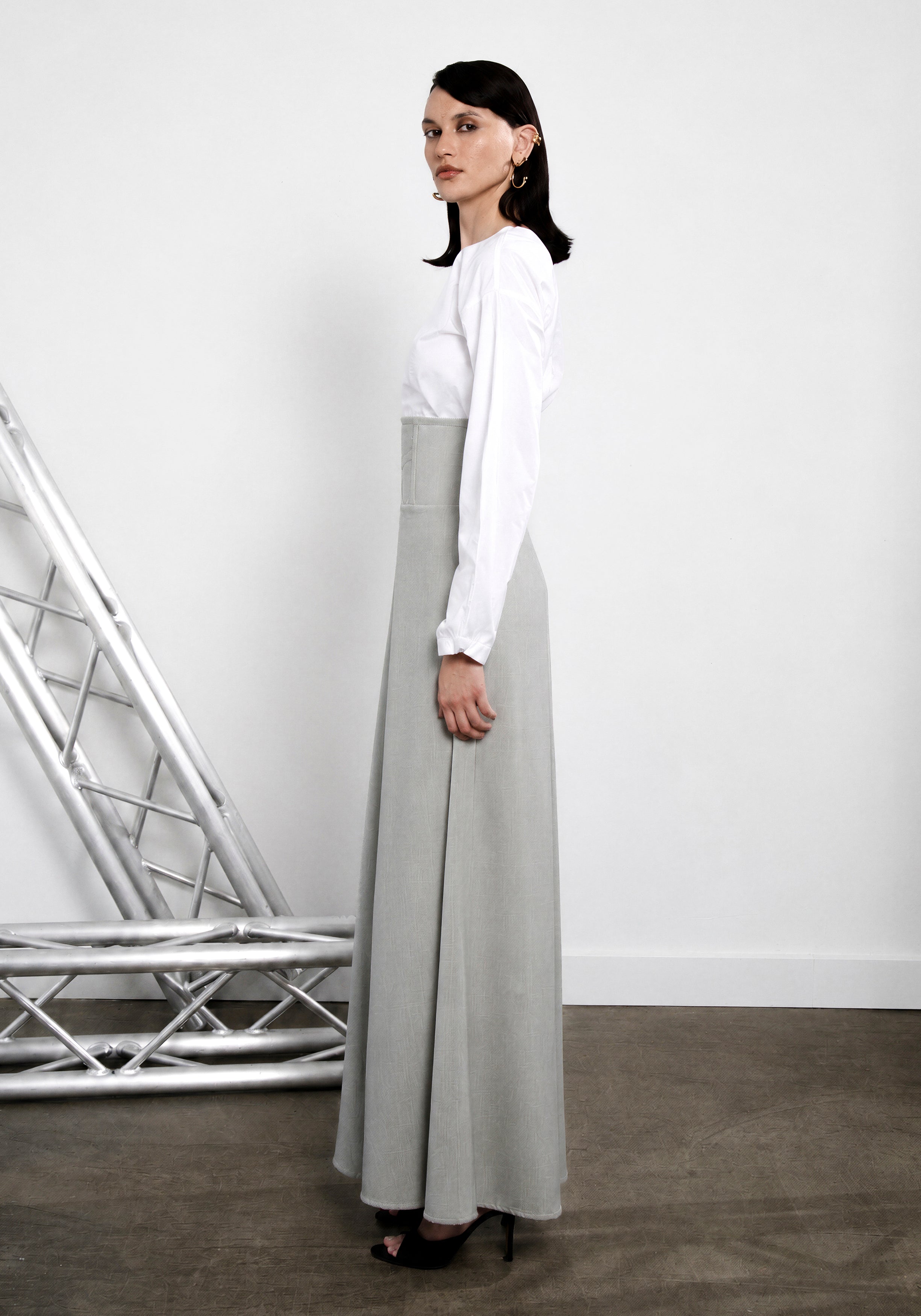 Off-Shoulder white Blouse