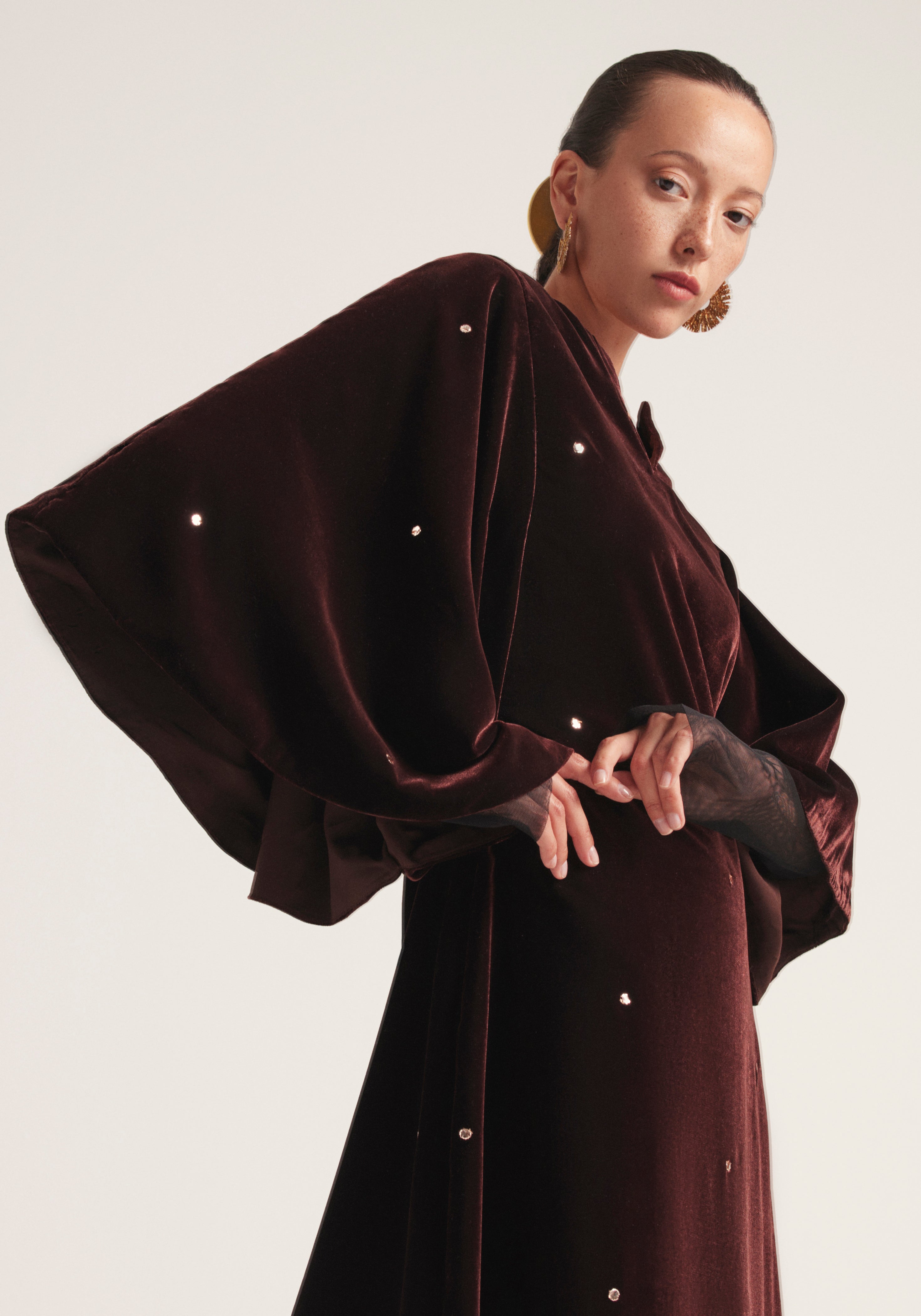 Brown velvet Kaftan with tulle sleeves