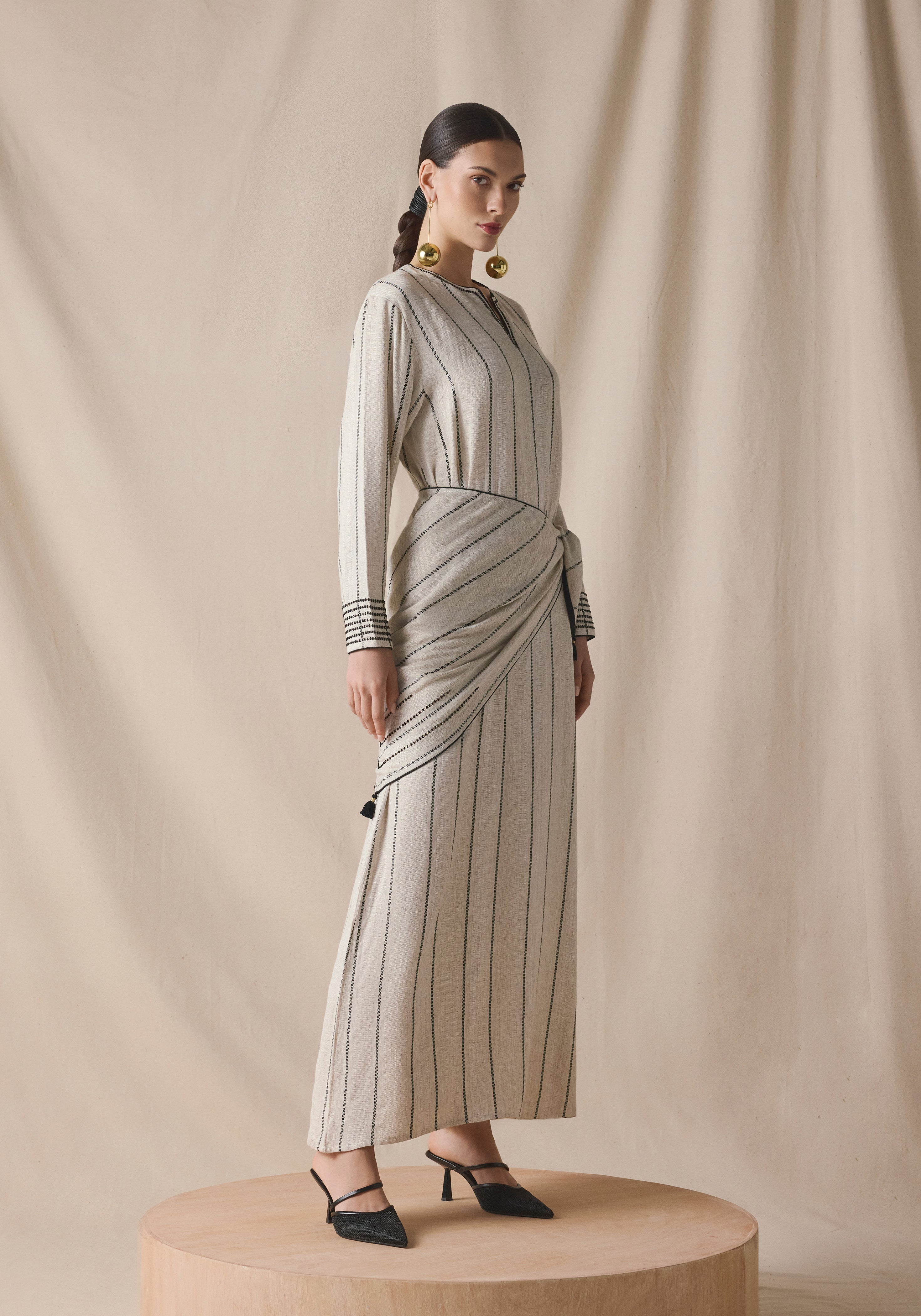 Striped Kaftan with bandana in black details