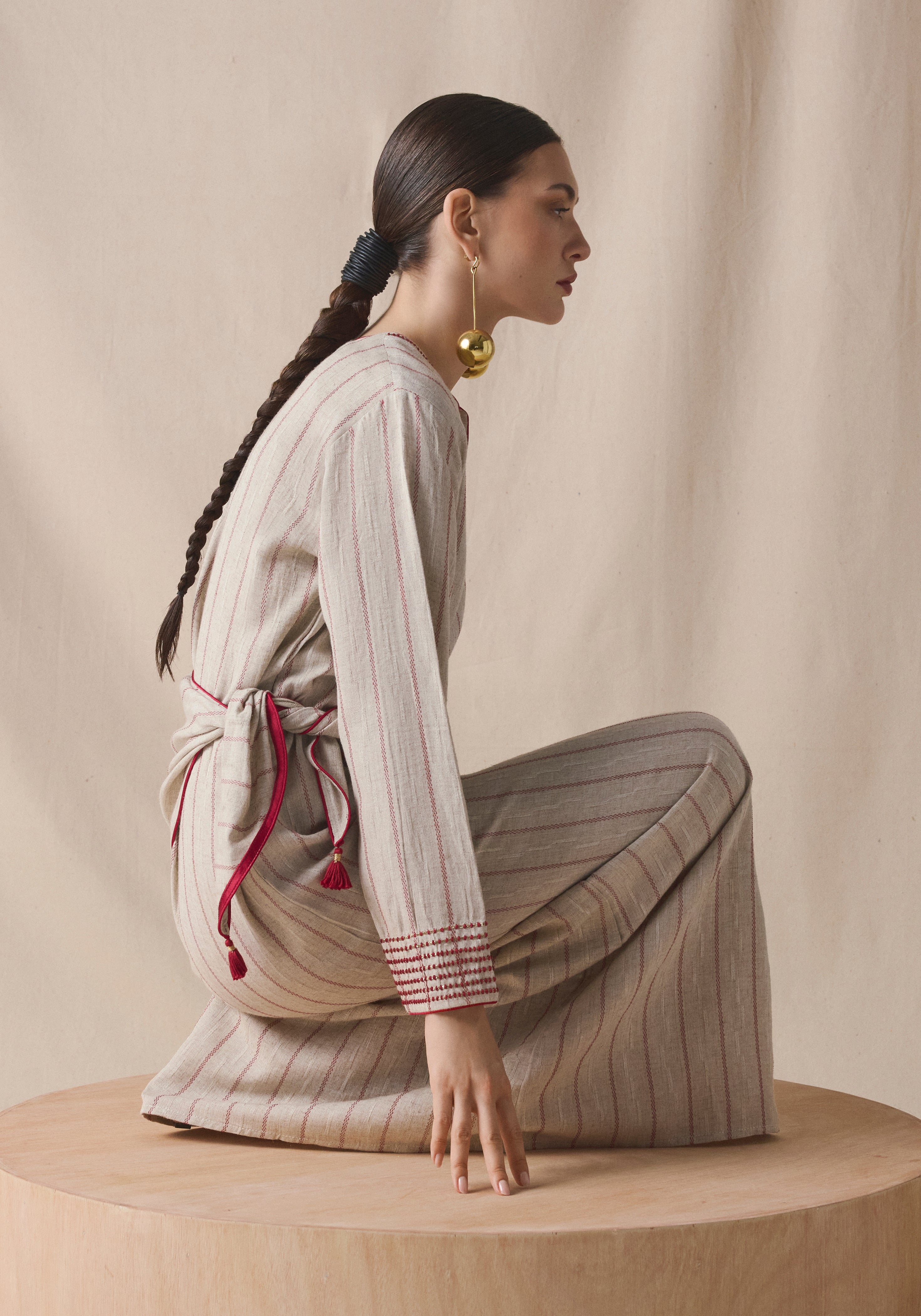 Striped Kaftan with Bandana in red details