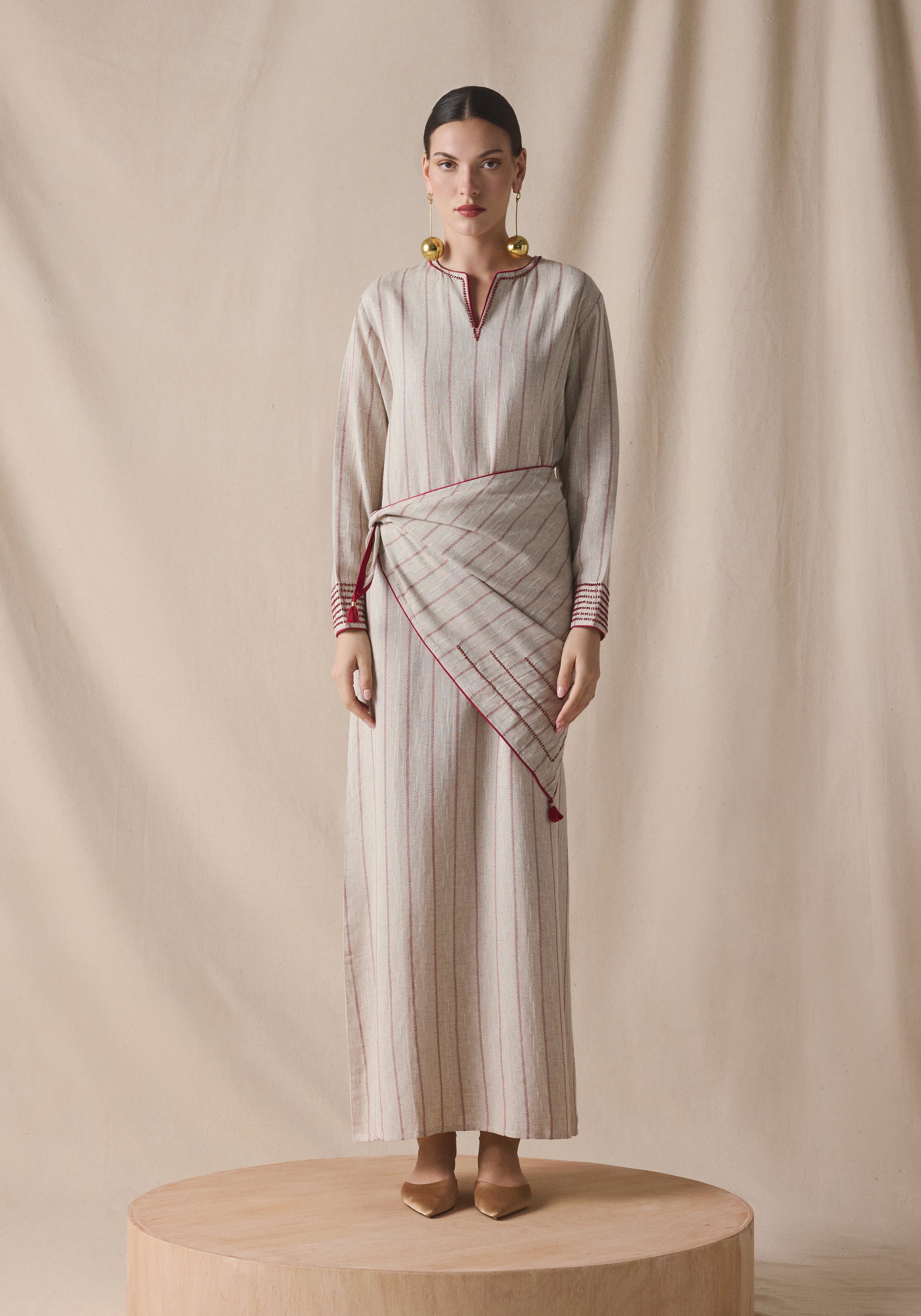 Striped Kaftan with Bandana in red details