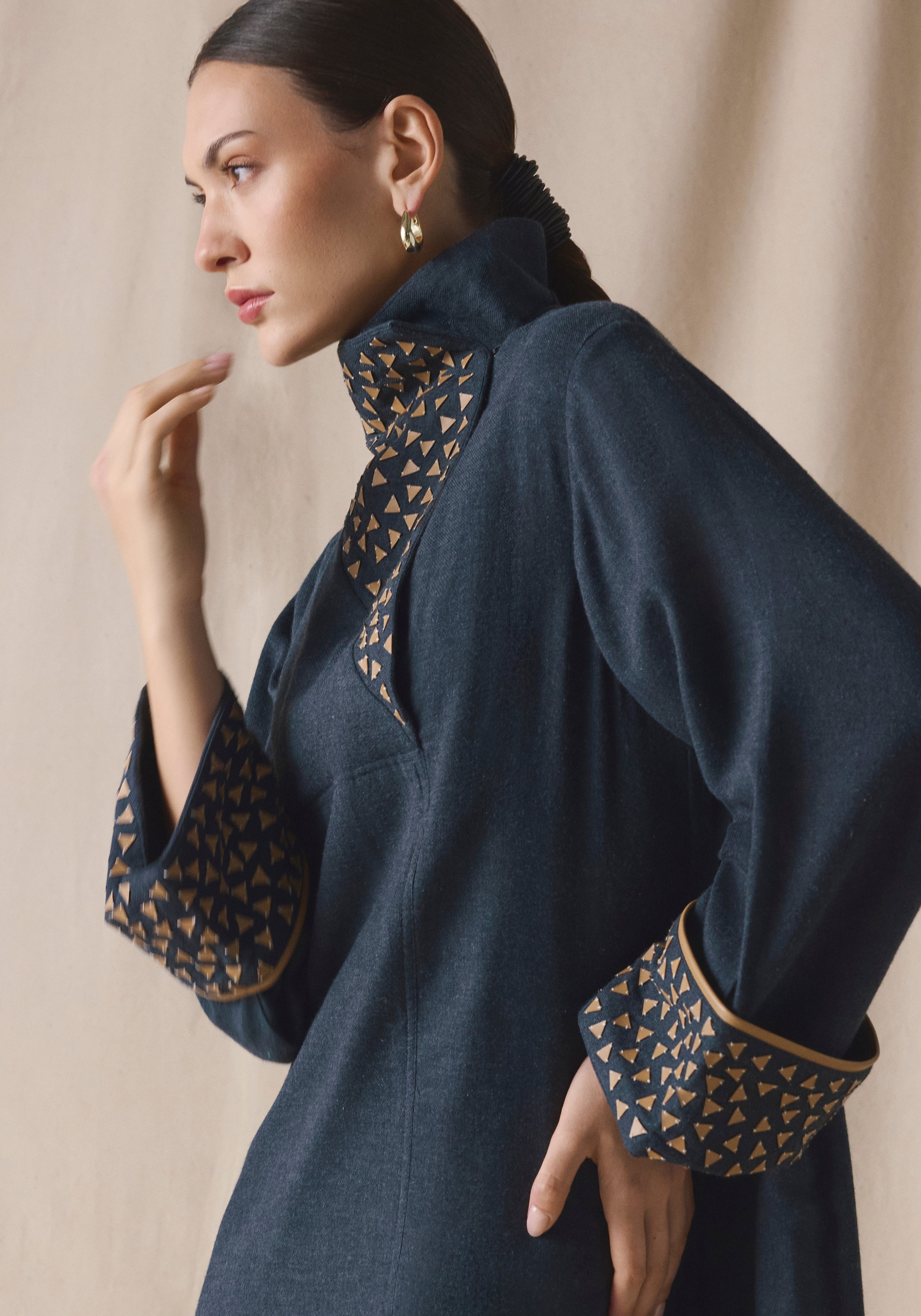 High Collar Kaftan in wool with leather details