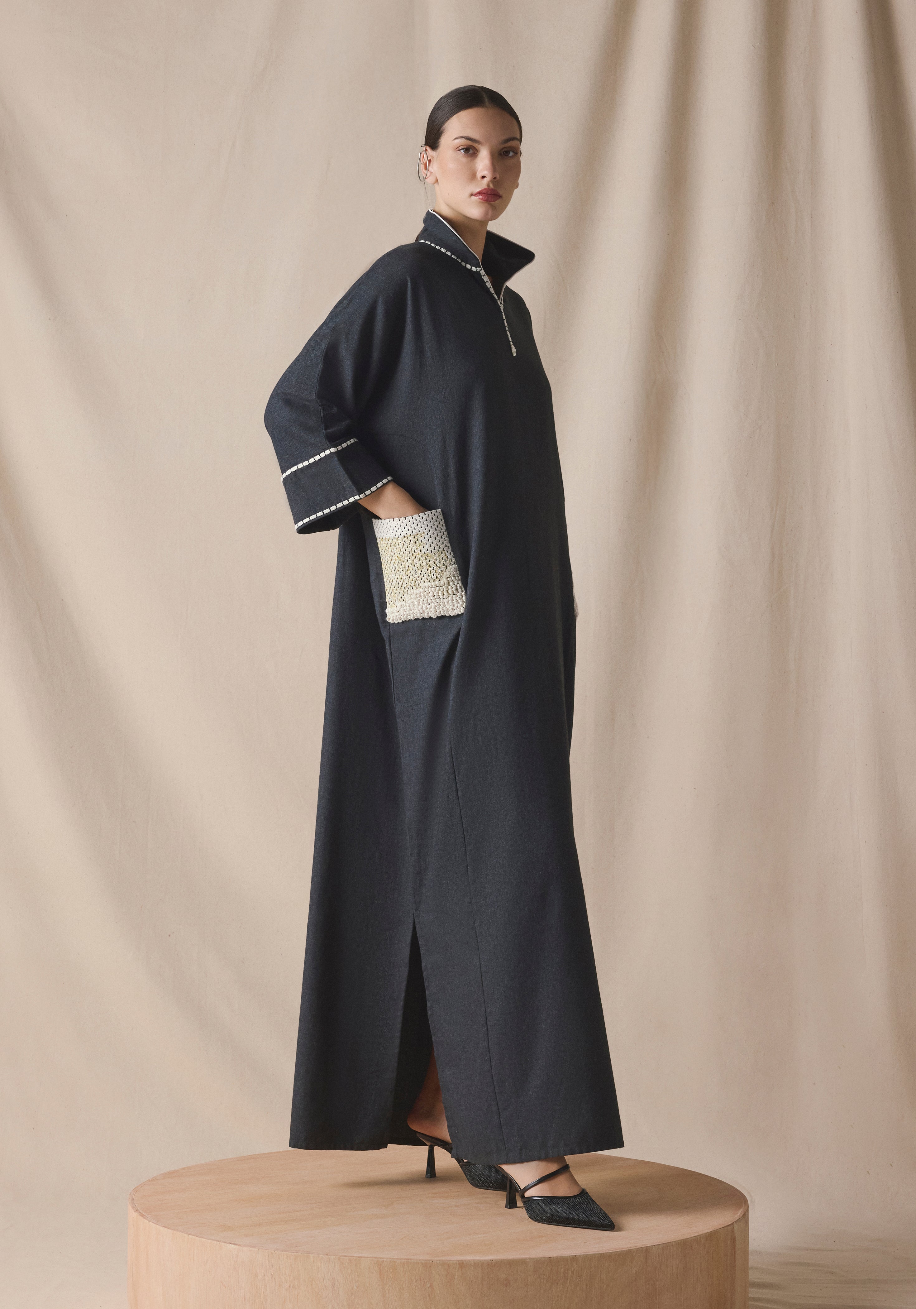 Grey kaftan in wool