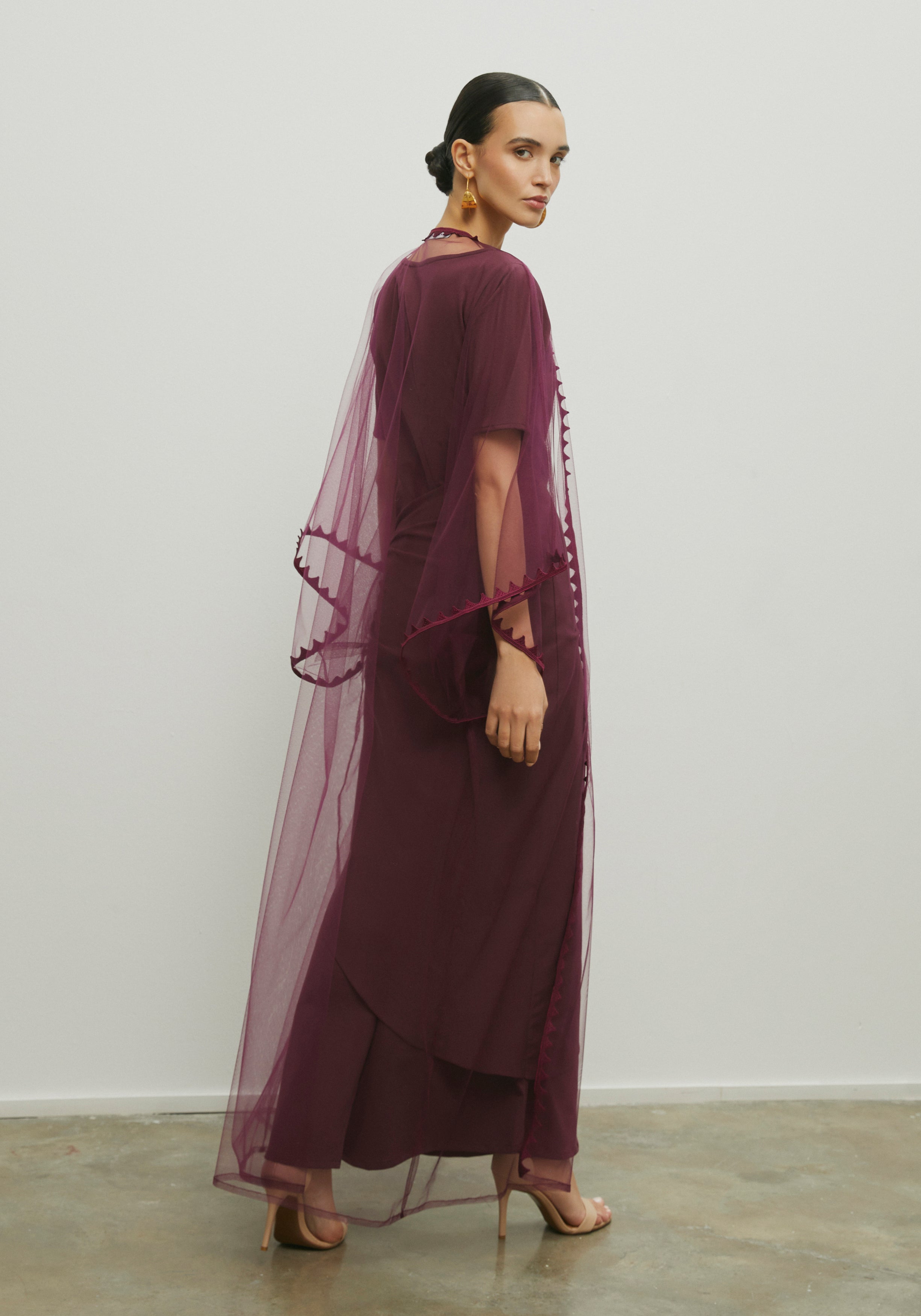 TULLE  MAROON ABAYA/SHAYLA