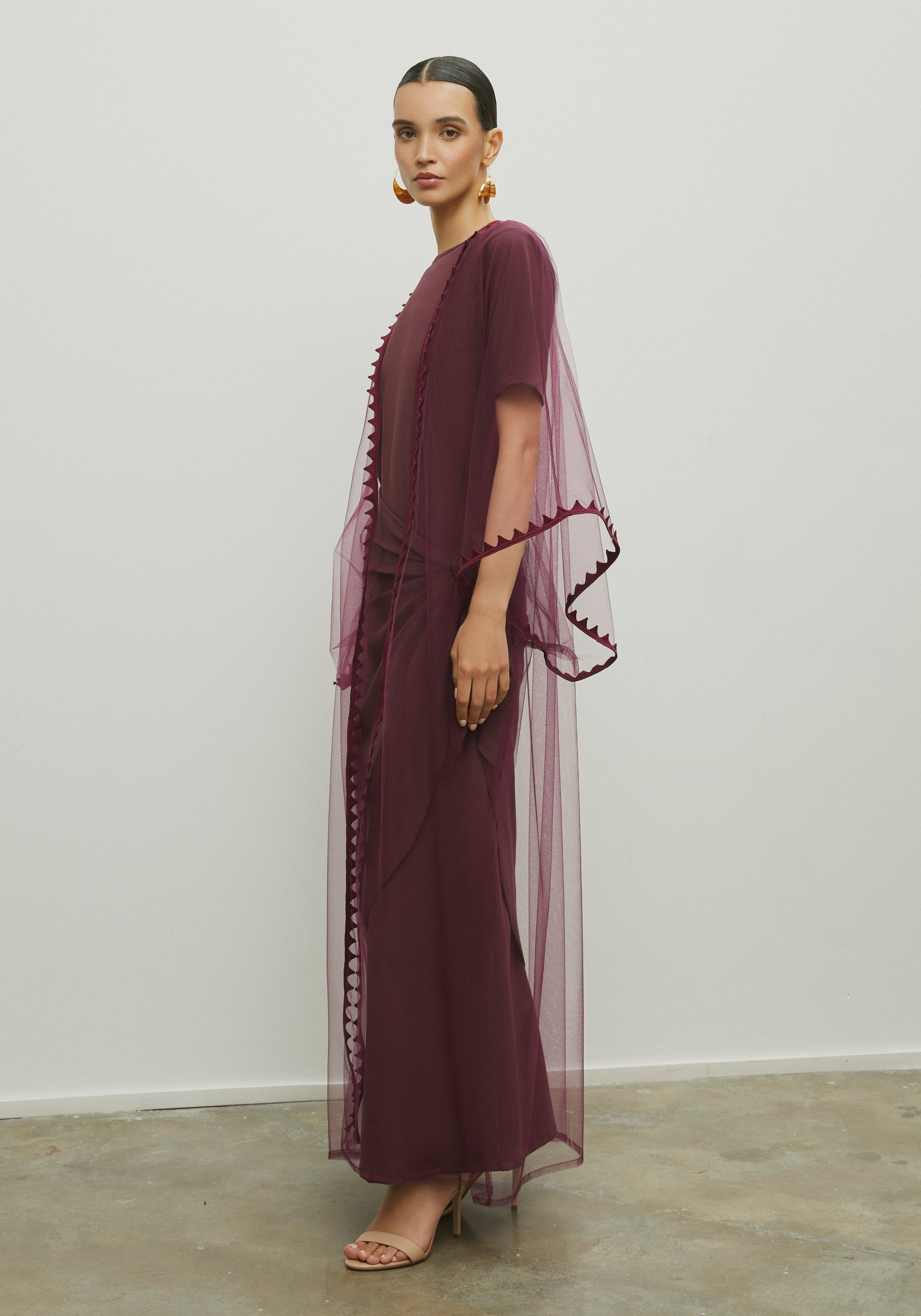 TULLE  MAROON ABAYA/SHAYLA
