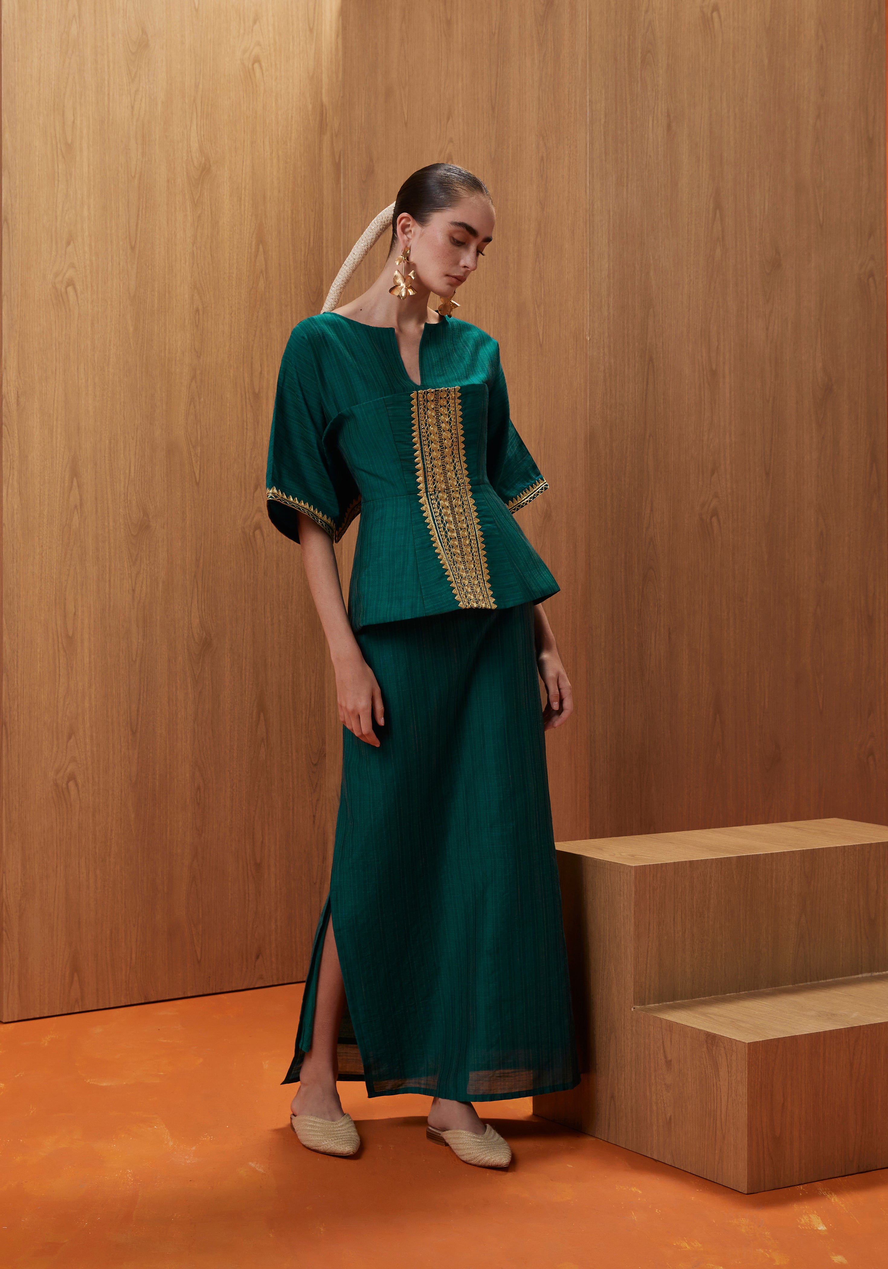 Corset Kaftan in emerald green