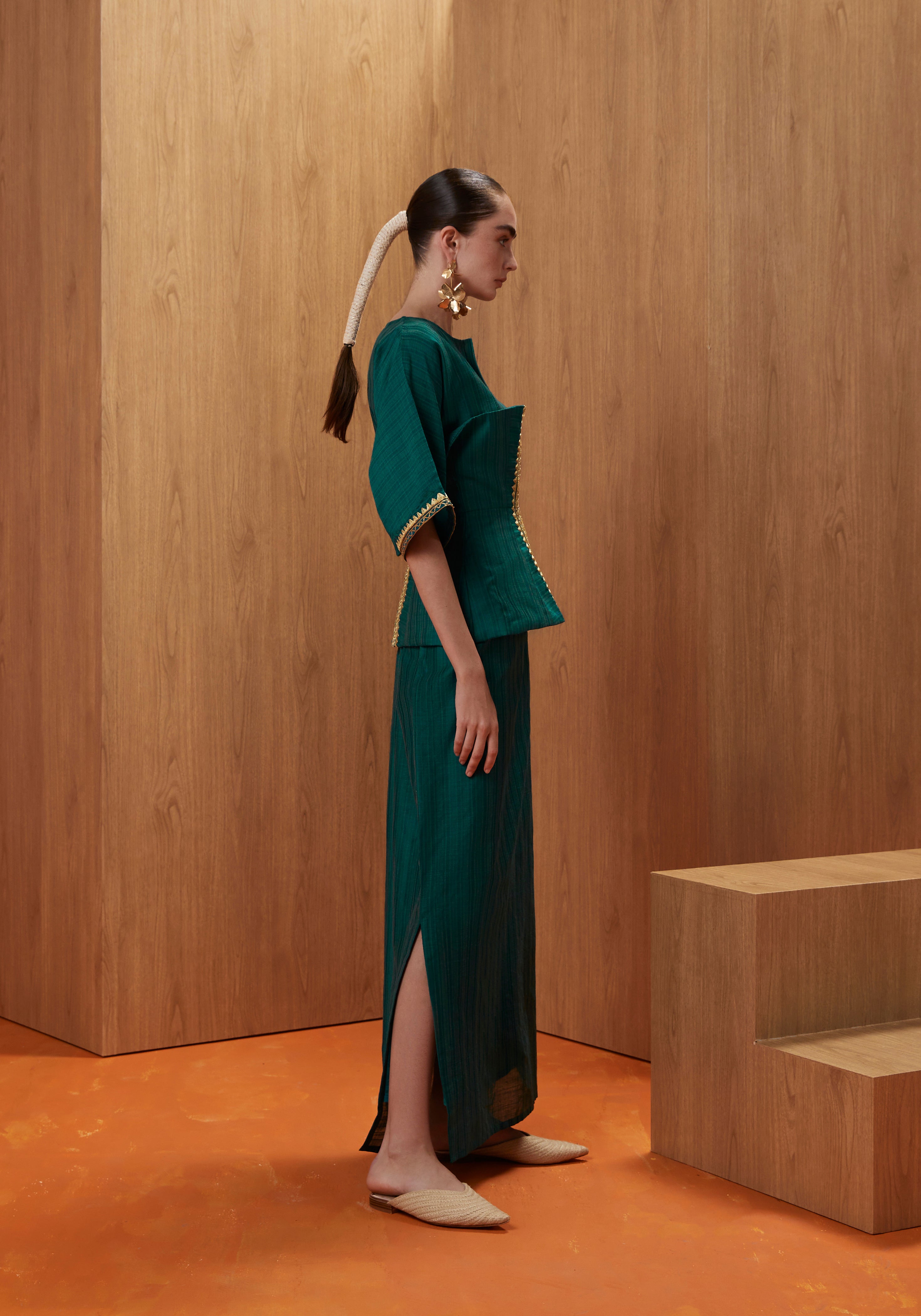 Corset Kaftan in emerald green